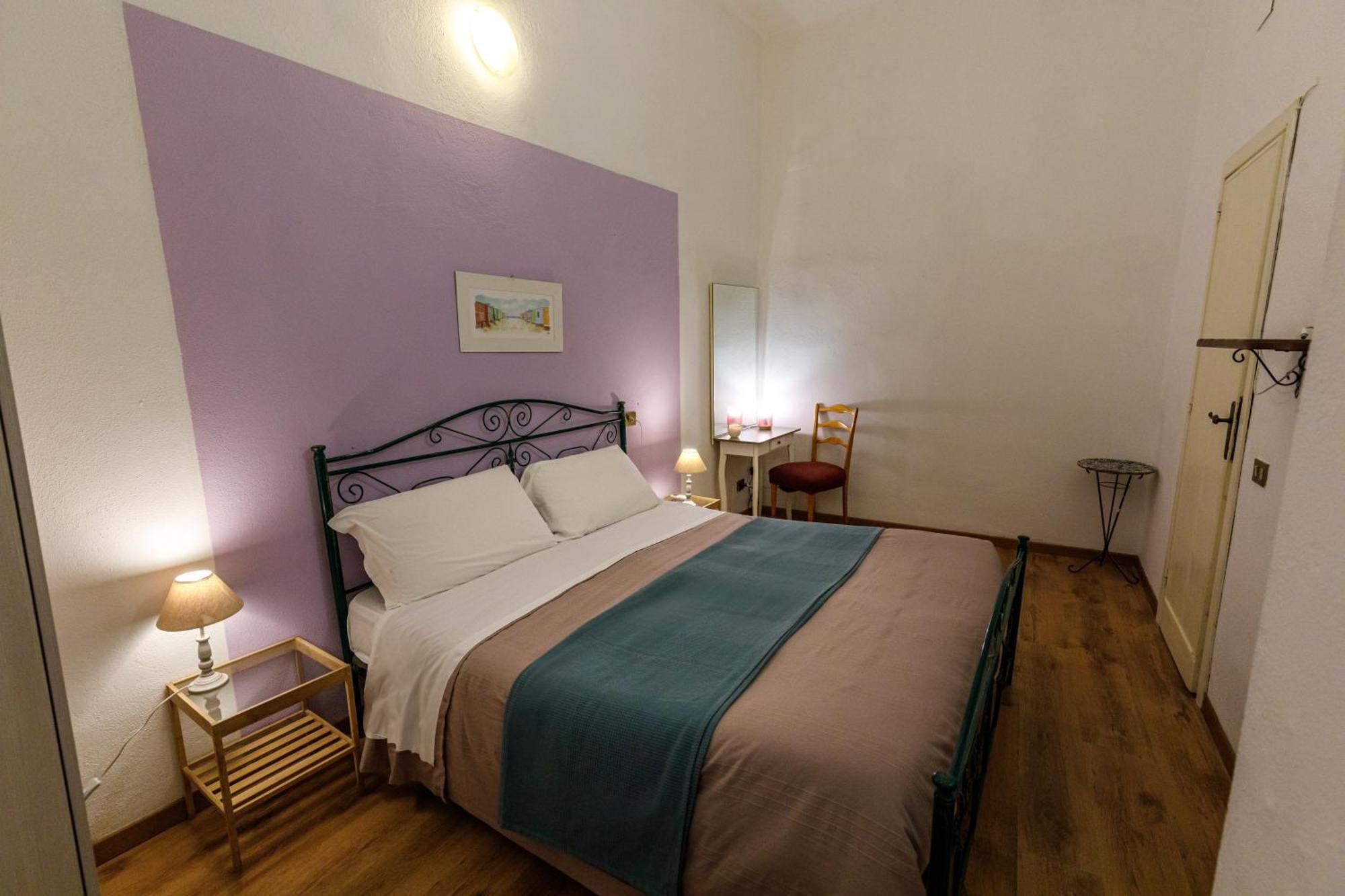 Guest house Onlyrooms Iii - Recommended For Under 30s