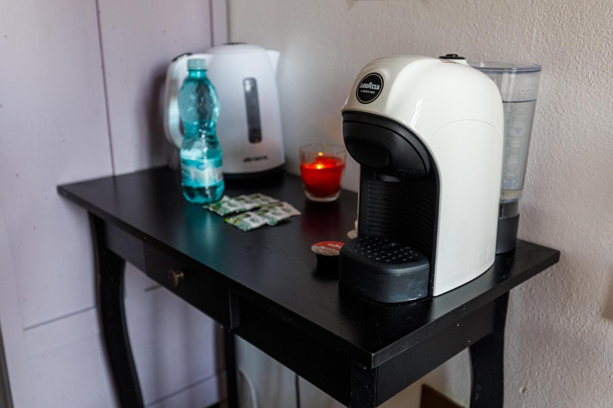 Onlyrooms Iii - Recommended For Under 30s Guest house Cagliari