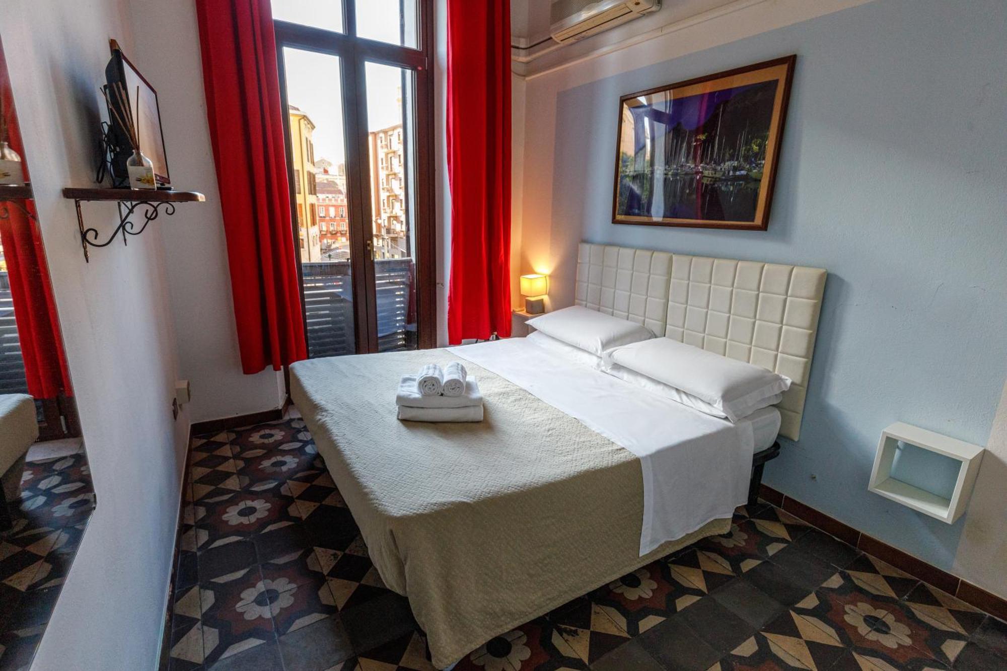 Guest house Onlyrooms Iii - Recommended For Under 30s *