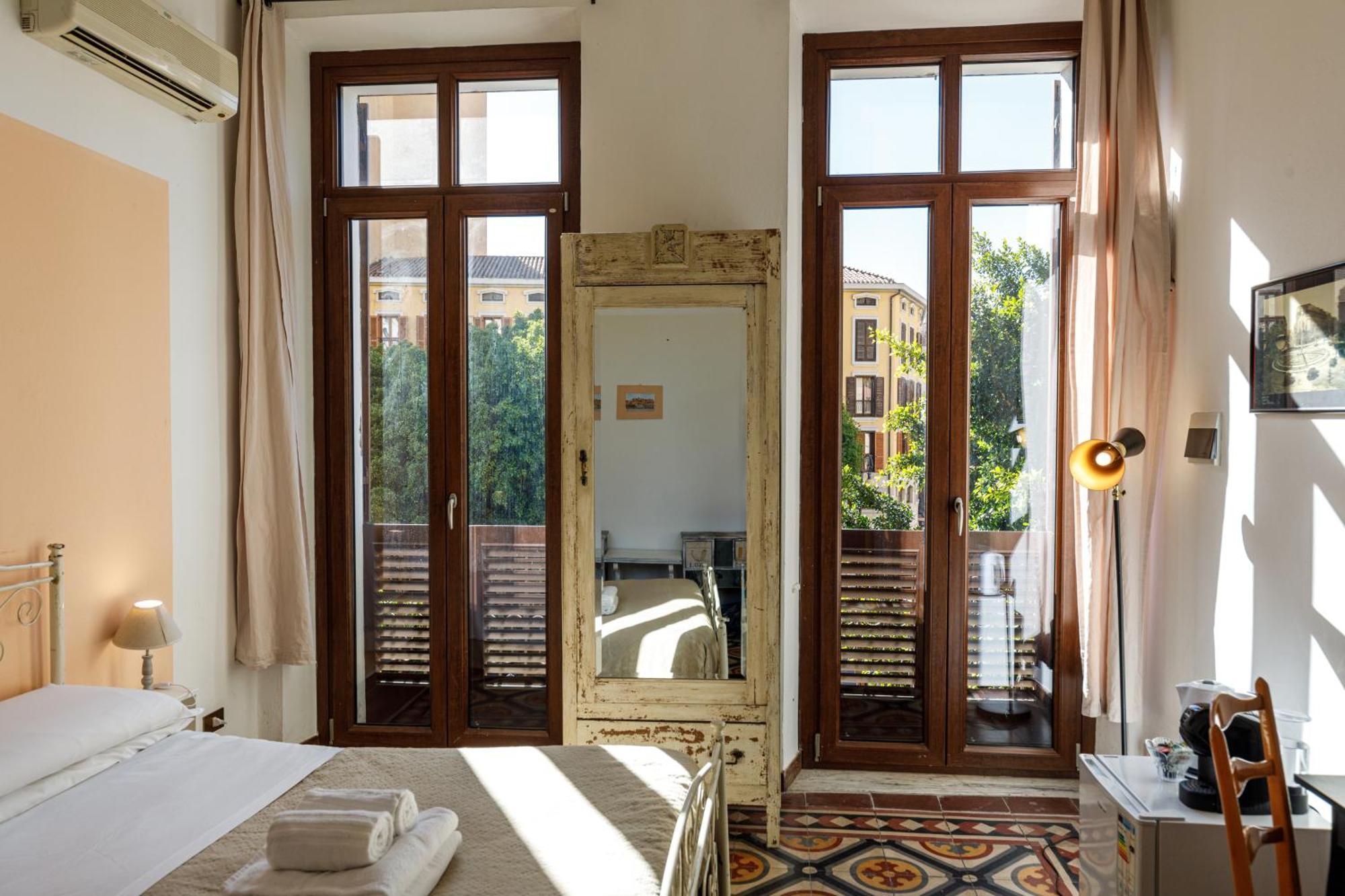 Onlyrooms Iii - Recommended For Under 30s Guest house *