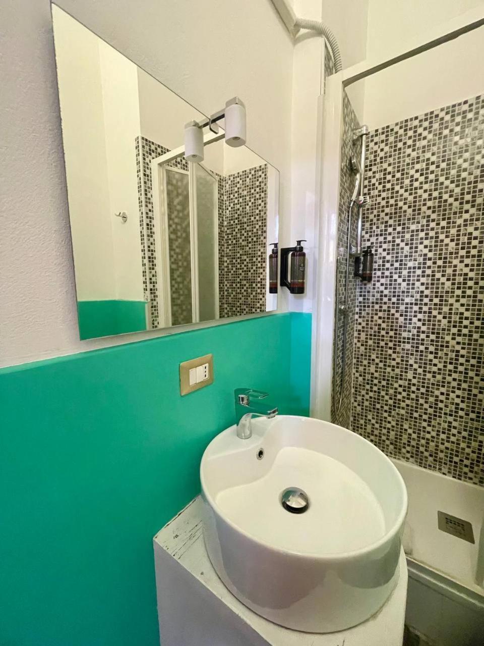 Guest house Onlyrooms Iii - Recommended For Under 30s *