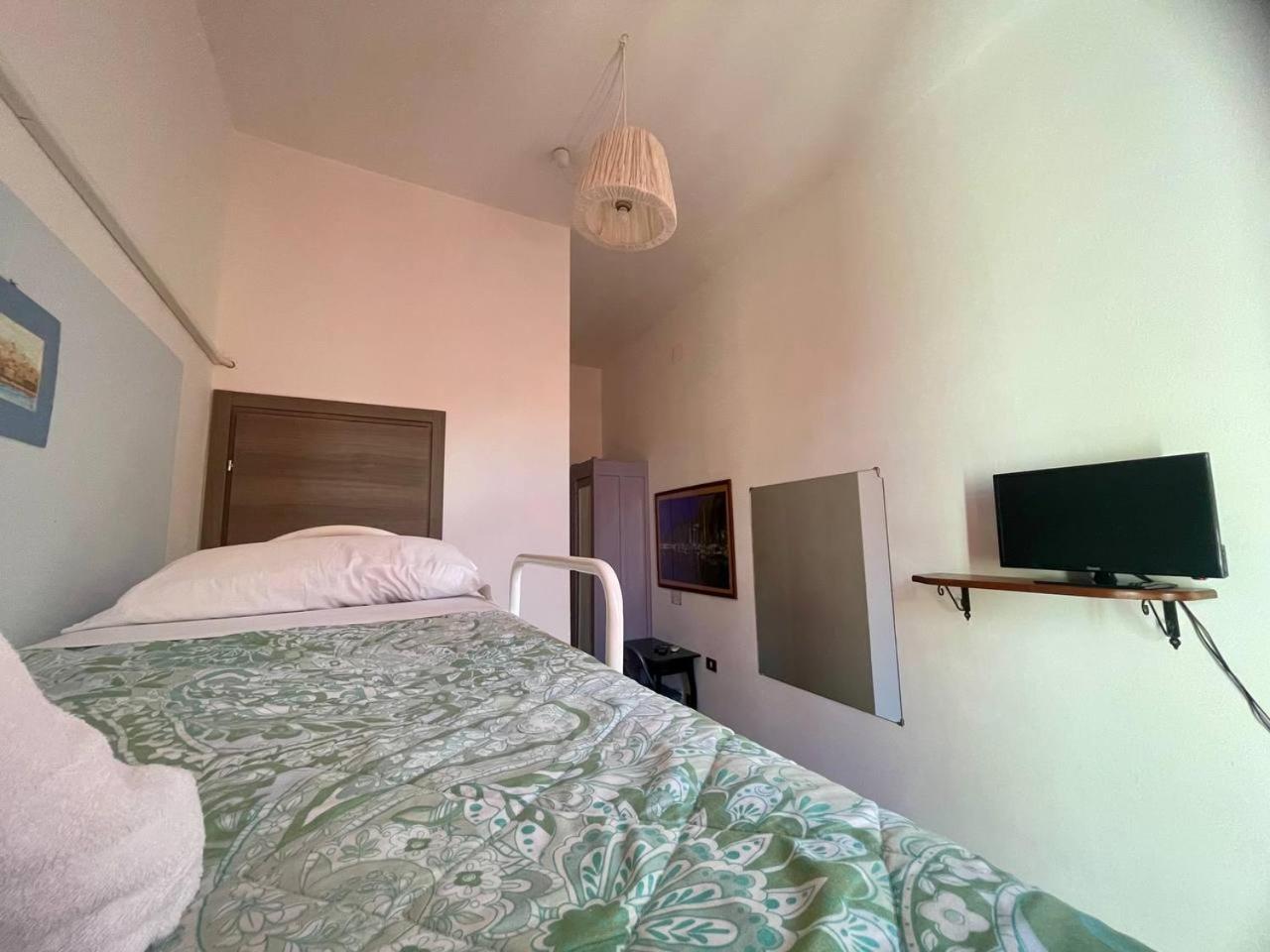 Guest house Onlyrooms Iii - Recommended For Under 30s Cagliari